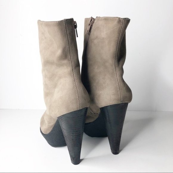 Pour La Victoire Taupe Suede Platform Booties 7 - Picture 3 of 8